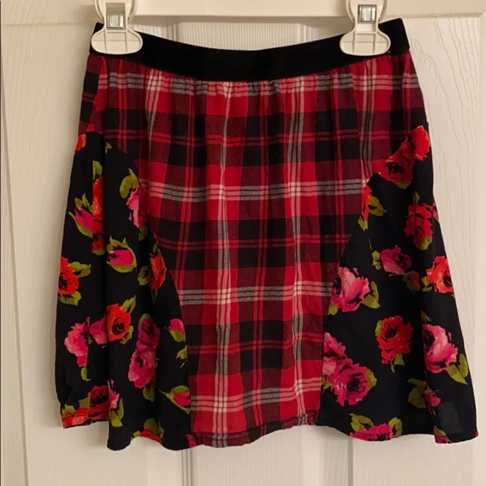 The Children’s Place Red Floral Print Plaid Cotton Skirt Patchwork Combo 7/8